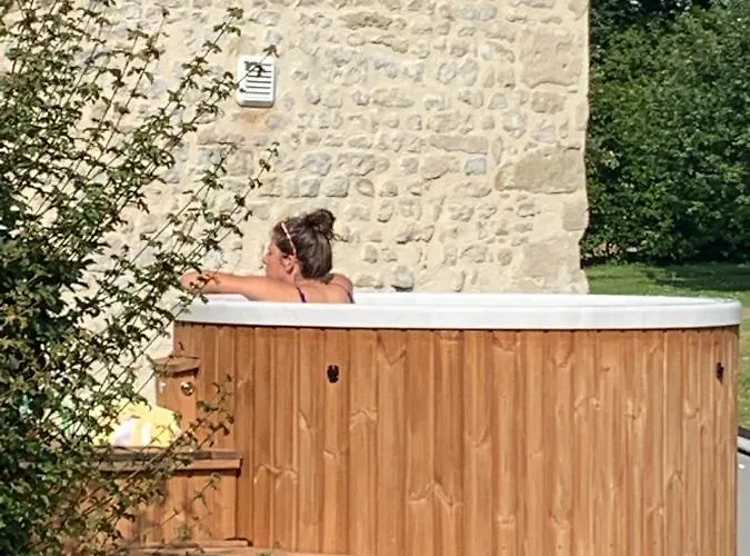 Bed & Breakfast Manoir De Cleronde - Blay