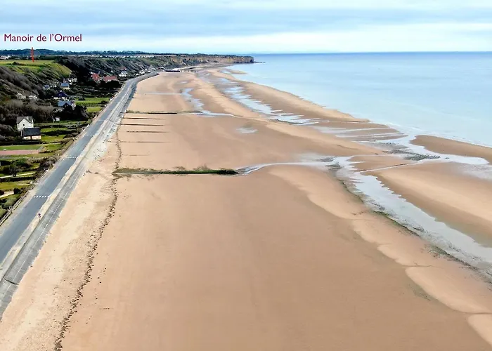 Manoir De Cleronde - Bed & Breakfast Blay