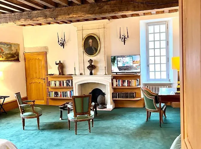 Manoir De Cleronde - 5* Blay